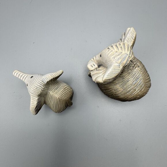 Vtg Artesania Rinconada Sitting African Momma Elephant and Baby Figurine Uruguay - Picture 10 of 10